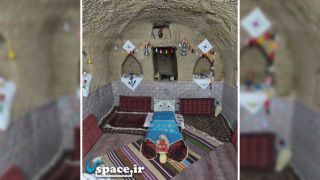 اتاق سنتی دستکند اقامتگاه بوم گردی رمضان بیگ - کاشمر - روستای قوژد